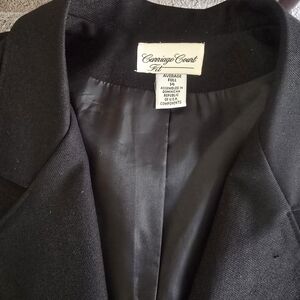 Vintage Carraige Court Fit Women's Black Blazer/Jacket